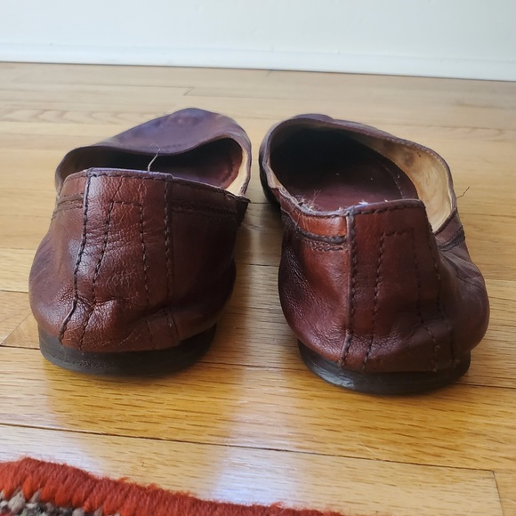 Frye Brown Flats sz 7 - Picture 2 of 6